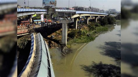 Kolkata bridge collapse: Whose bridge is it anyway? – Firstpost