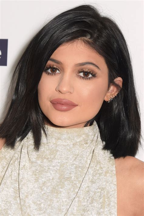 Kylie Jenner Challenge: Viral videos & pictures of big lips | Glamour UK