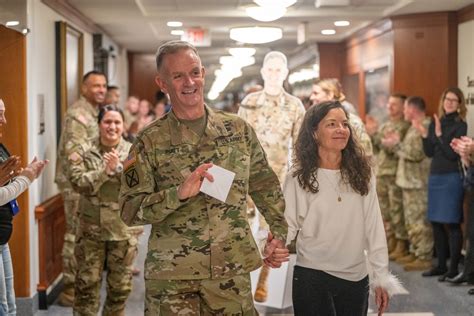 DVIDS - Images - Lt. Gen. Walter Piatt departs Pentagon for the last time as Director of the ...