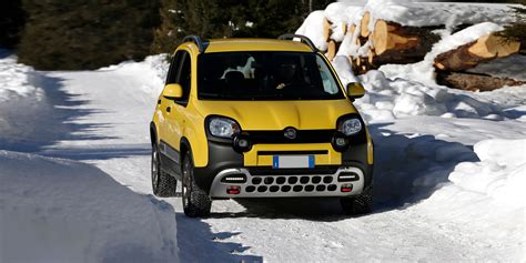 Fiat Panda Cross Review 2022 | carwow