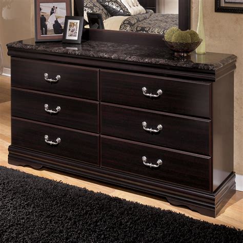 Signature Design by Ashley Esmarelda 6-Drawer Dresser with Faux Marble ...