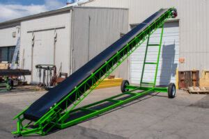 The Benefits of Portable Conveyors - E-ZLifts Conveyors