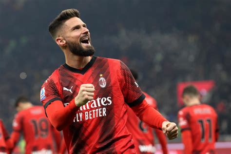 Video: Giroud knows Milan teammates too well - Football Italia