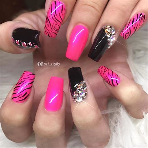 Cute And Wild Zebra Print Nails To Try | NailDesignsJournal.com