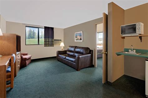 Super 8 by Wyndham Spearfish | Spearfish, SD Hotels