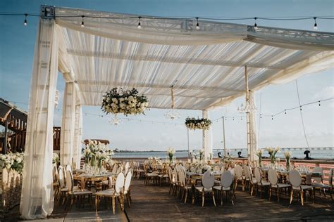 Elegant Bayside Wedding - Brides & Weddings Magazine