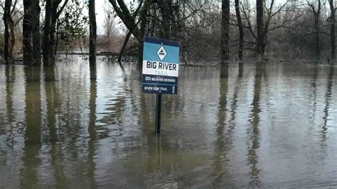 Areas around the lower Mississippi River are flooding, and the worst is ...