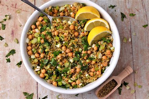 zesty lemony freekeh salad - vegan with no added oil