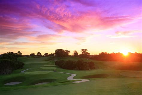 Australian Golf Courses We Love | Australian Traveller