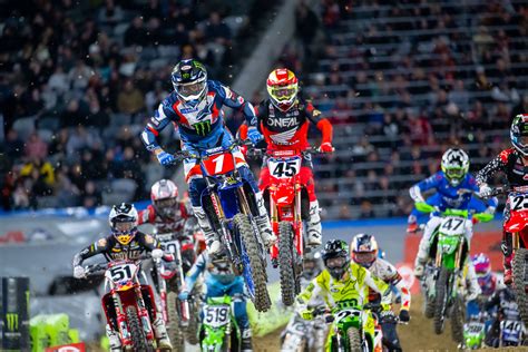 Watch: 2023 San Diego Supercross Main Event Video Highlights - Racer X