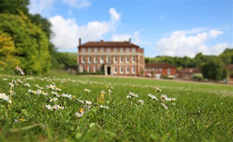 Joining Windlesham House School - Admissions information for families wishing to learn more ...