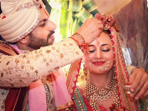 Hot News: Divyanka Tripathi & Vivek Dahiya Are Finally Hitched! - Boldsky