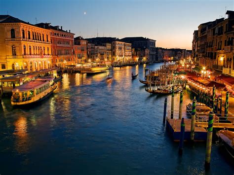 Images Venice in Italy Night view 5273