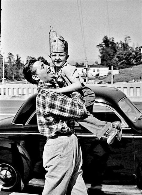 68 best Robert Mitchum and his family images on Pinterest | Robert ri'chard, Chris d'elia and ...