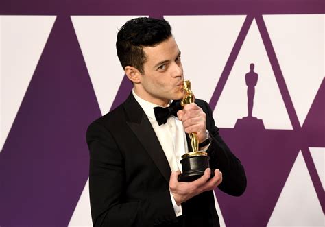 How Rami Malek Transformed Into Freddie Mercury for 'Bohemian Rhapsody' | Livestrong.com | Rami ...