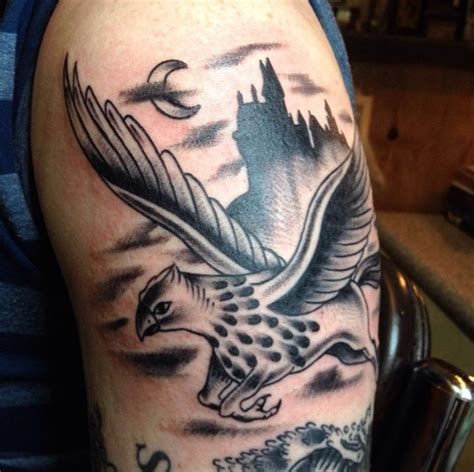 Harry Potter hippogriff tattoo | Tattoos, Animal tattoo, Harry potter