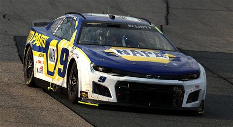 NAPA extends sponsorship of Hendrick's Chase Elliott | NASCAR