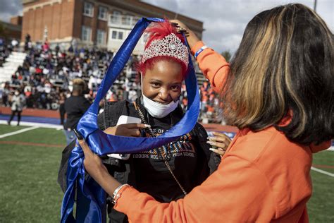 In Photos: Homecoming Returns At One D.C. High School | DCist