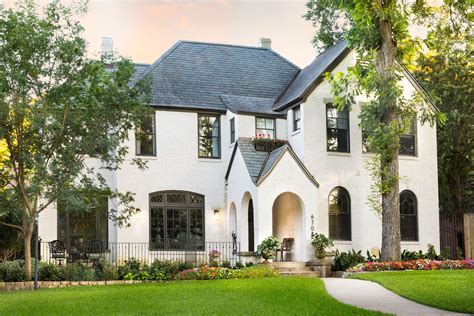 Dallas' Most Beautiful Neighborhood and the Stunning Houses that Define ...