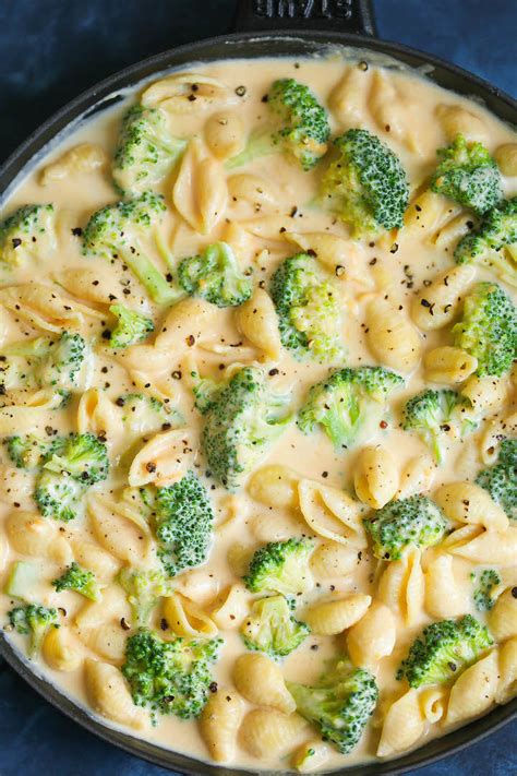 Creamy Broccoli Mac and Cheese - Damn Delicious