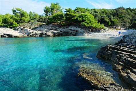 6 Best Beaches In Istria, Croatia – Our Wanders