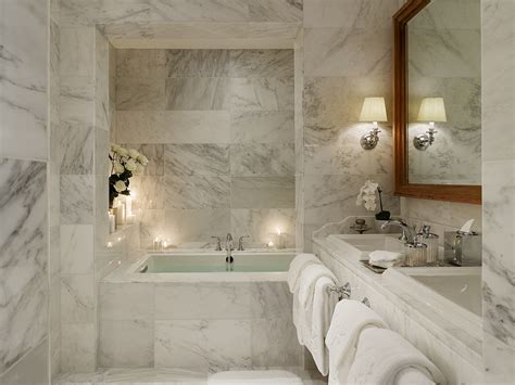 Find The Perfect Wall Covering For Your Bathroom