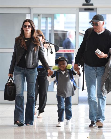 I Wanna Hold Your Hand! Sandra Bullock & Adorable Son Louis Shine While ...