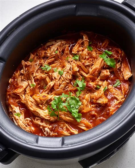 Recipe: Slow Cooker Chicken Tinga | Kitchn