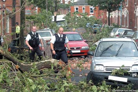 BBC - In pictures: Birmingham tornado 2005