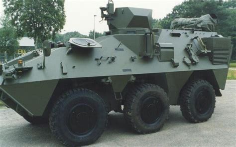 Belgian Pandur APCs need shorter drivers after upgrade - BBC News