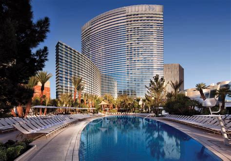 Haute Top 5: The Best Hotel Pools in Las Vegas in 2017