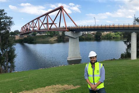 Novel bridge construction technique helps engineers "colour outside the lines" - create digital