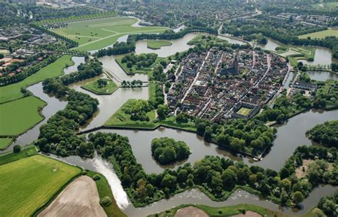 Naarden in the Netherlands, with its star shaped fortification. Places ...