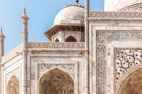 The Taj Mahal in Photos: Postcards From India's Magnificent Mausoleum