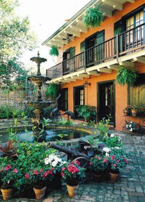 French Quarter Courtyard | New orleans architecture, New orleans decor ...