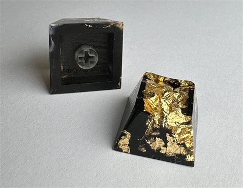 CHERRY PROFILE - Black & Gold Artisan Keycap 1u R4 size - Hand Made ...