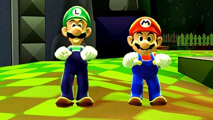 Luigi Dancing GIFs - Find & Share on GIPHY