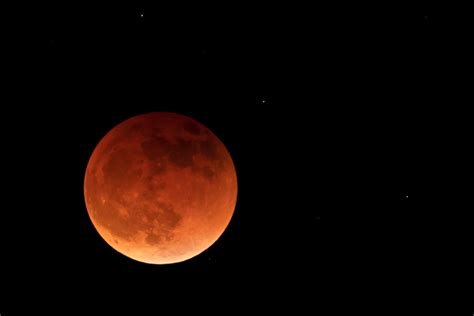 Lunar eclipse 2022: November Blood moon happens for the last time in years – TittlePress