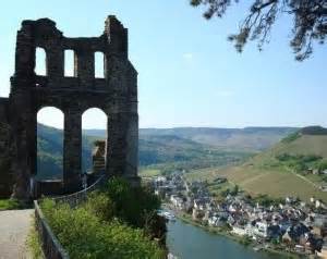 Visit the Castles on the Mosel River- A Wonderful Trip Back in Time