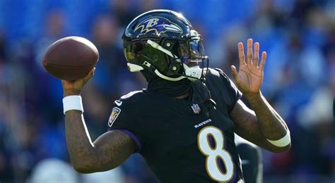 Lamar Jackson Shines with Perfect Passer Rating and 5 Touchdowns: NFL Week 17 Highlights - BVM ...