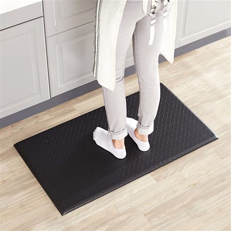 Best kitchen mat to help with back problems: Reader Q&A | Cool Mom Eats