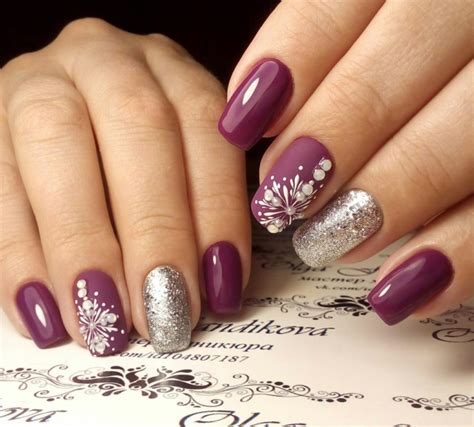 16 attraktive winterliche Nageldesigns, die für festliche Stimmung sorgen!