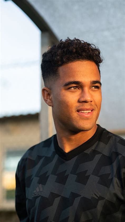 Justin Kluivert | Voetbal