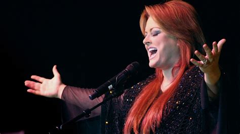 How Wynonna Judd Leans on Her Faith - Guideposts