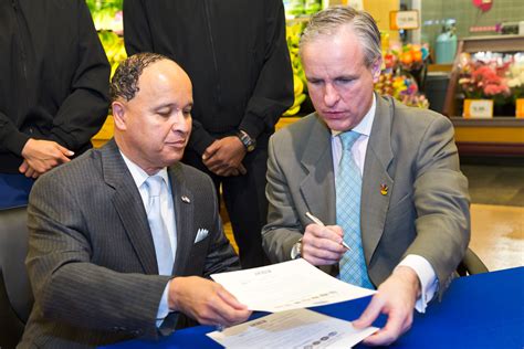 Giant-Landover Shows Support for Guard, Reserve Workers | Progressive Grocer