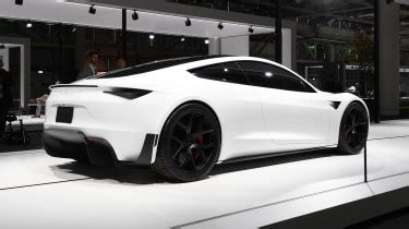 New Tesla Roadster: launch date pushed back to 2022 | Auto Express