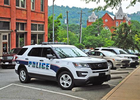 Asheville Police Ford Explorer - a photo on Flickriver