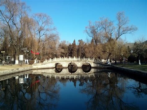 Beijing University Campus Walk | Visions of Travel