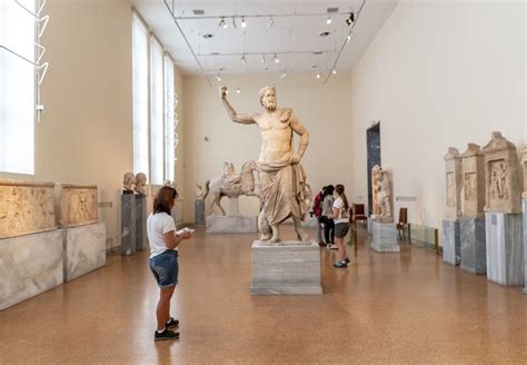 A Visit To The 7 Best Museums In Greece | Cuddly Nest