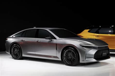 2023 Toyota Crown flagships revealed, not for Australia - Insider N News